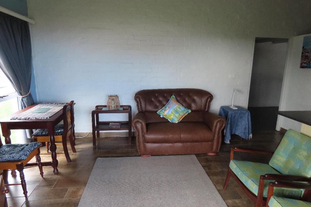 Photo of Livingroom in Oyster Bay
