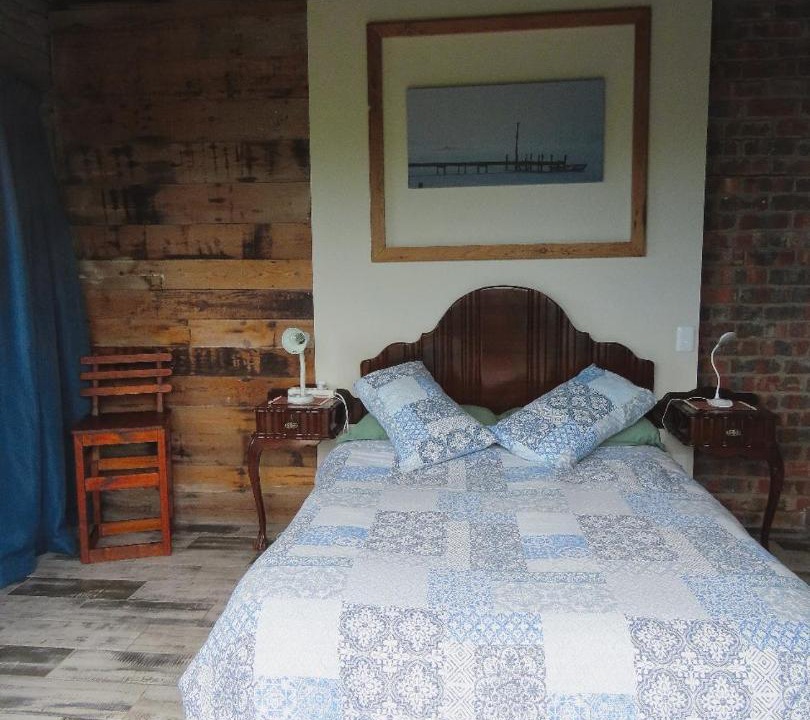 Photo of Bedroom in Oyster Bay