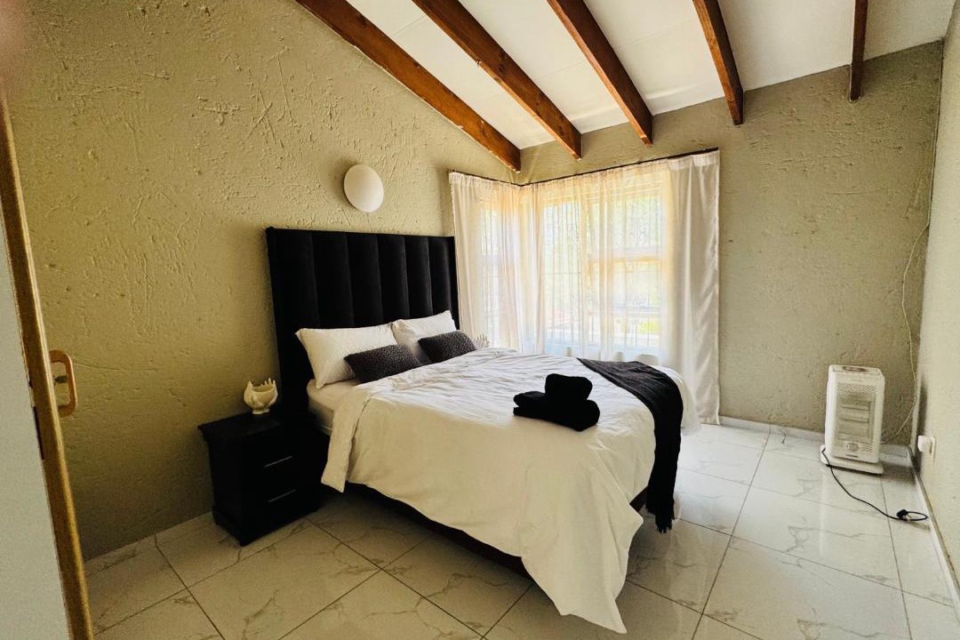 Photo of Bedroom in Woodmead