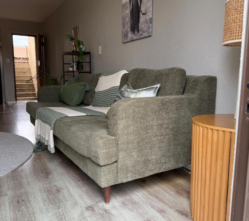 Photo of Livingroom in Emalahleni