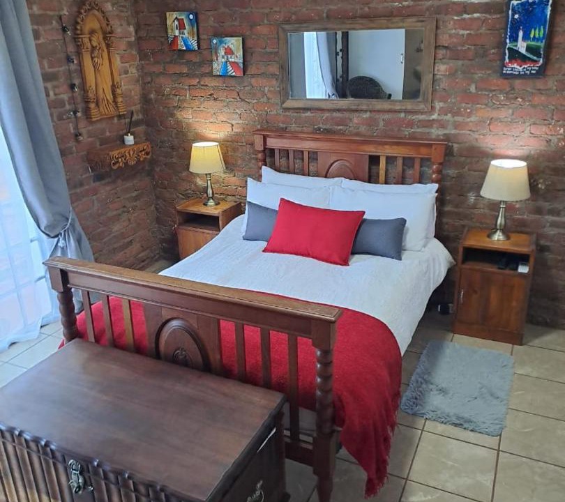 Photo of Bedroom in Thembelihle