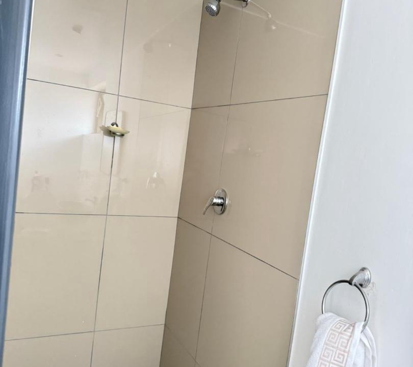 Photo of Bathroom in Emalahleni