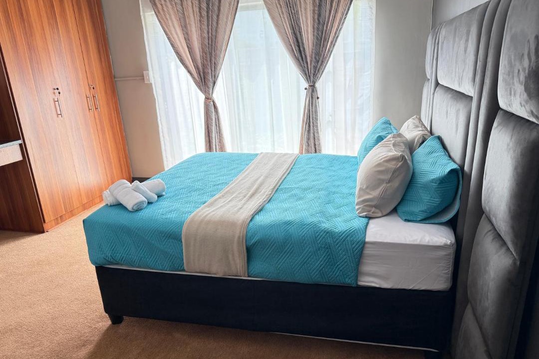 Photo of Bedroom in Emalahleni