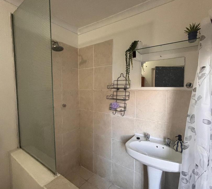 Photo of Bathroom in Vredefort