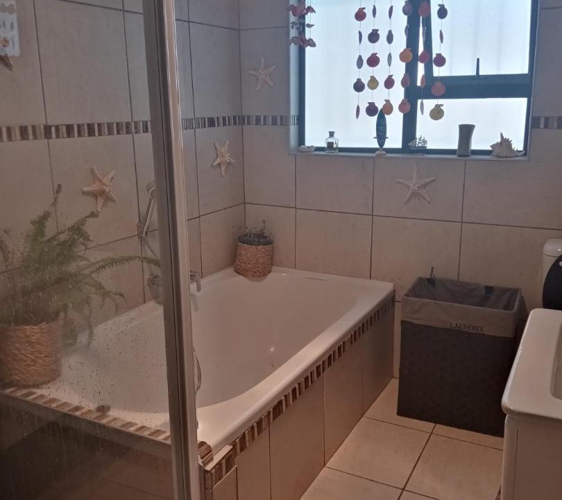 Photo of Bathroom in Eikenbosch