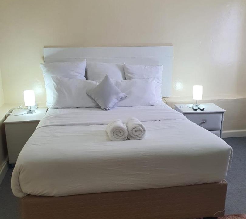 Photo of Bedroom in Oudtshoorn