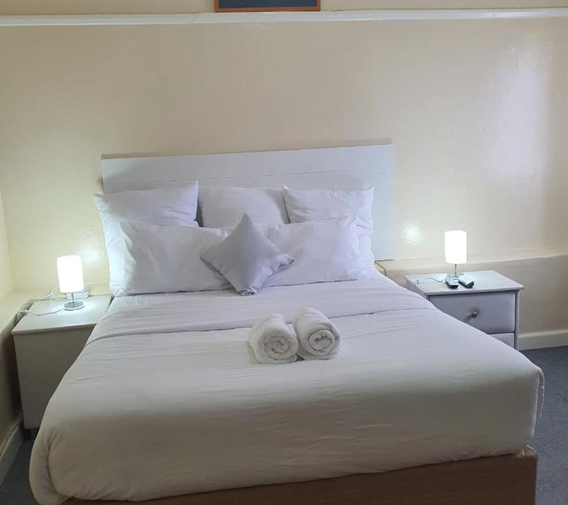 Photo of Bedroom in Oudtshoorn
