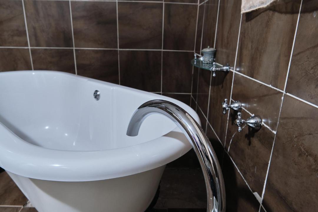 Photo of Bathroom in Evander