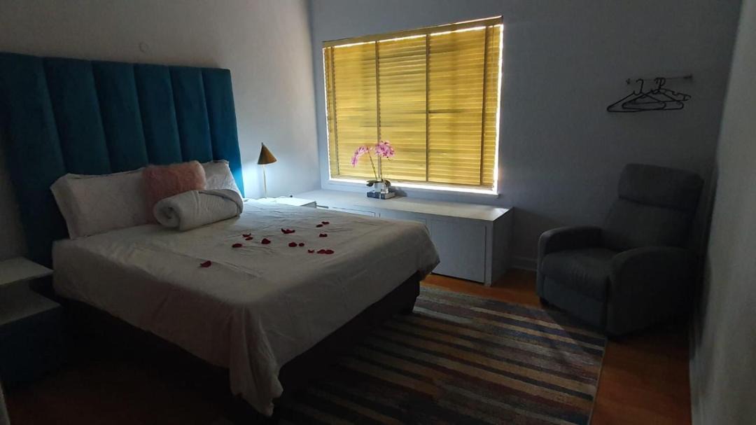 Photo of Bedroom in Bayswater