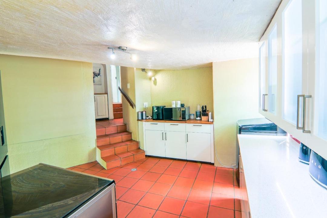 Photo of Kitchen in Baileys Muckleneuk