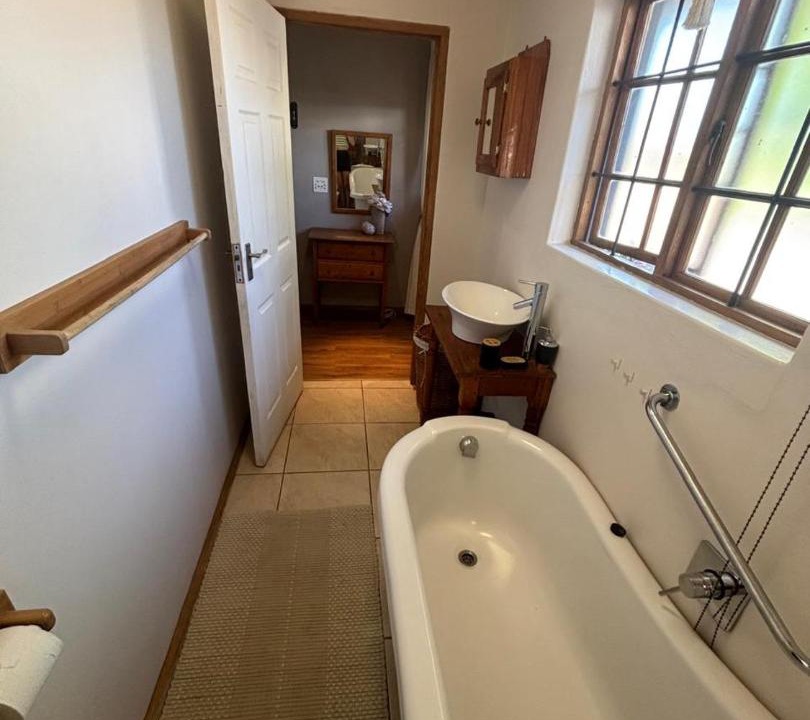 Photo of Bathroom in Ladybrand