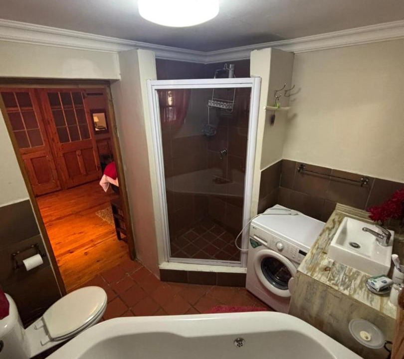 Photo of Bathroom in Ladybrand