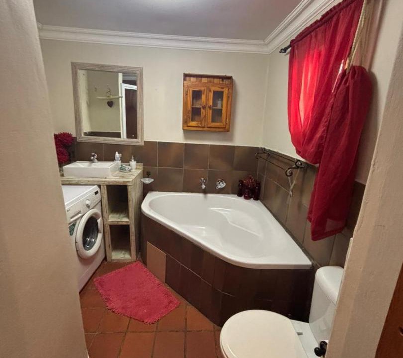 Photo of Bathroom in Ladybrand