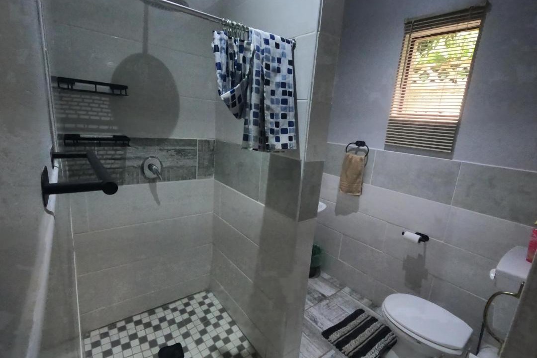 Photo of Bathroom in Umjindi