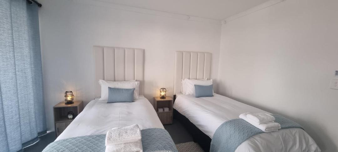 Photo of Bedroom in Mountainside
