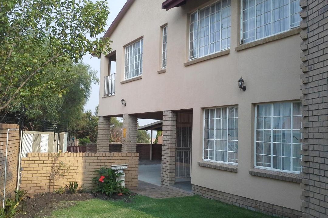 Photo of Others in Secunda