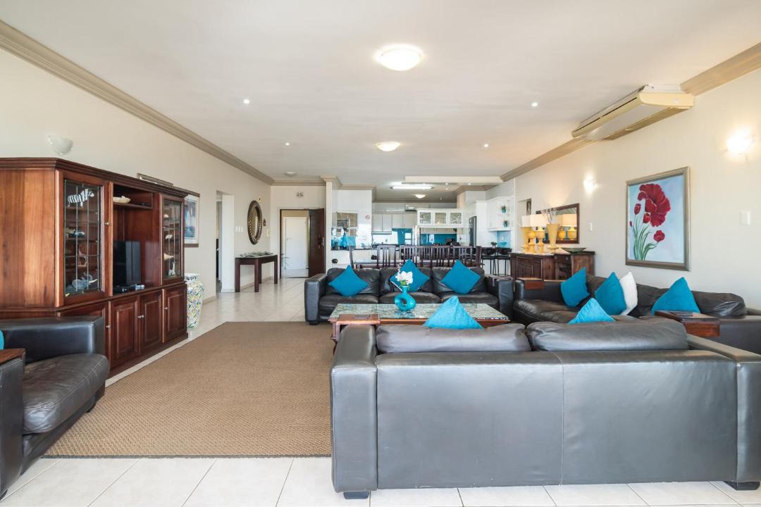 Photo of Livingroom in Shaka's Rock