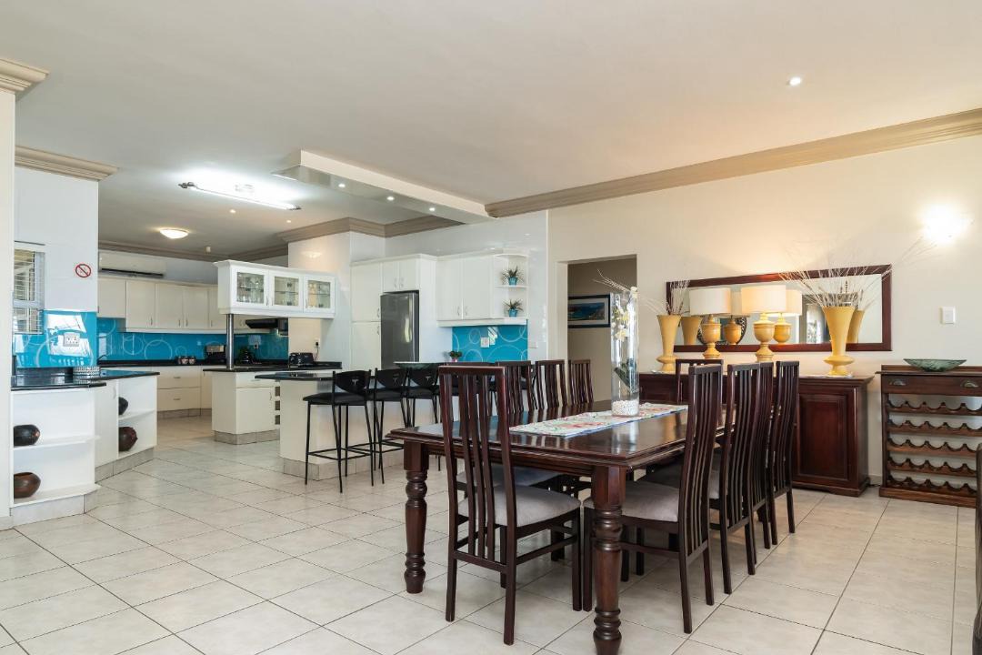 Photo of Kitchen in Shaka's Rock