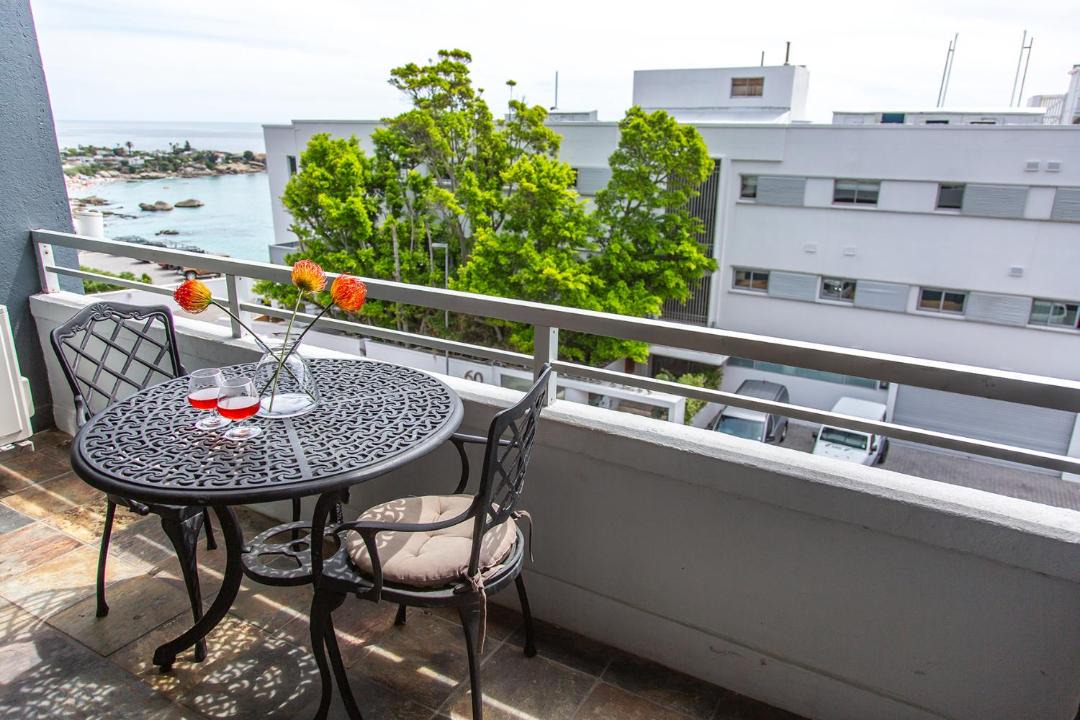 Photo of Patio Balcony in Bantry Bay