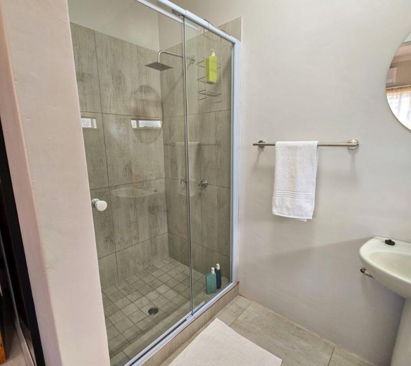 Photo of Bathroom in Beaufort West