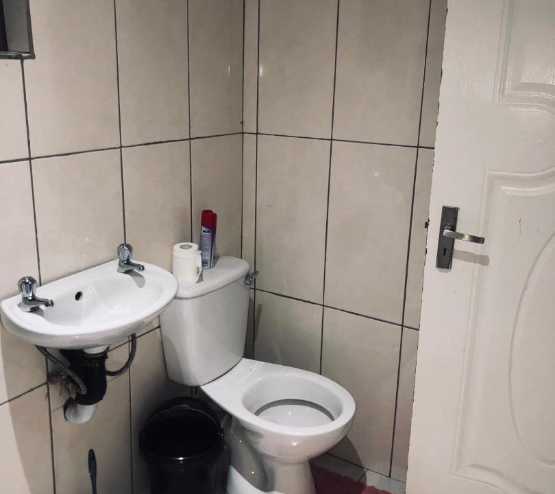 Photo of Bathroom in Silverton