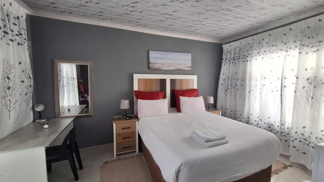 Photo of Bedroom in Secunda
