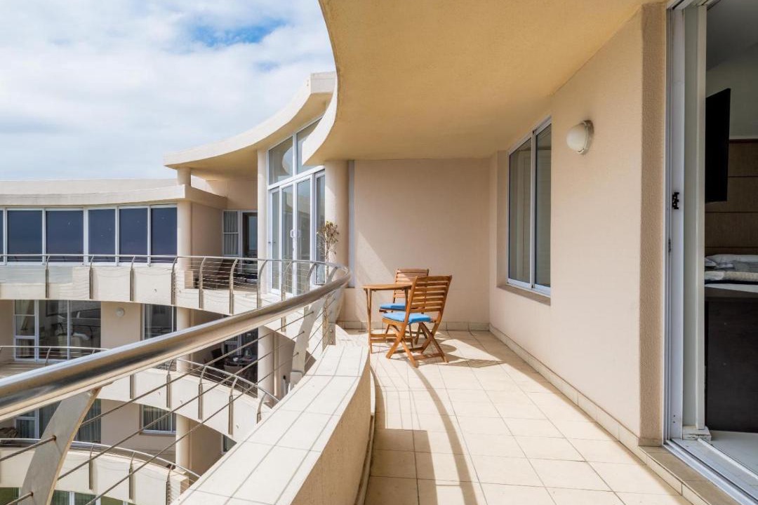 Photo of Patio Balcony in Lagoon Beach