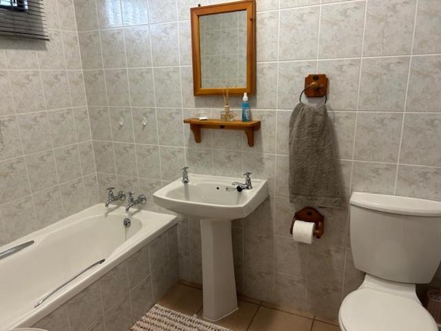 Photo of Bathroom in Manaba Beach