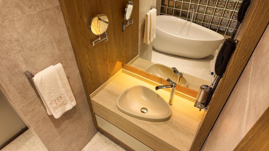 Photo of Bathroom in Sur
