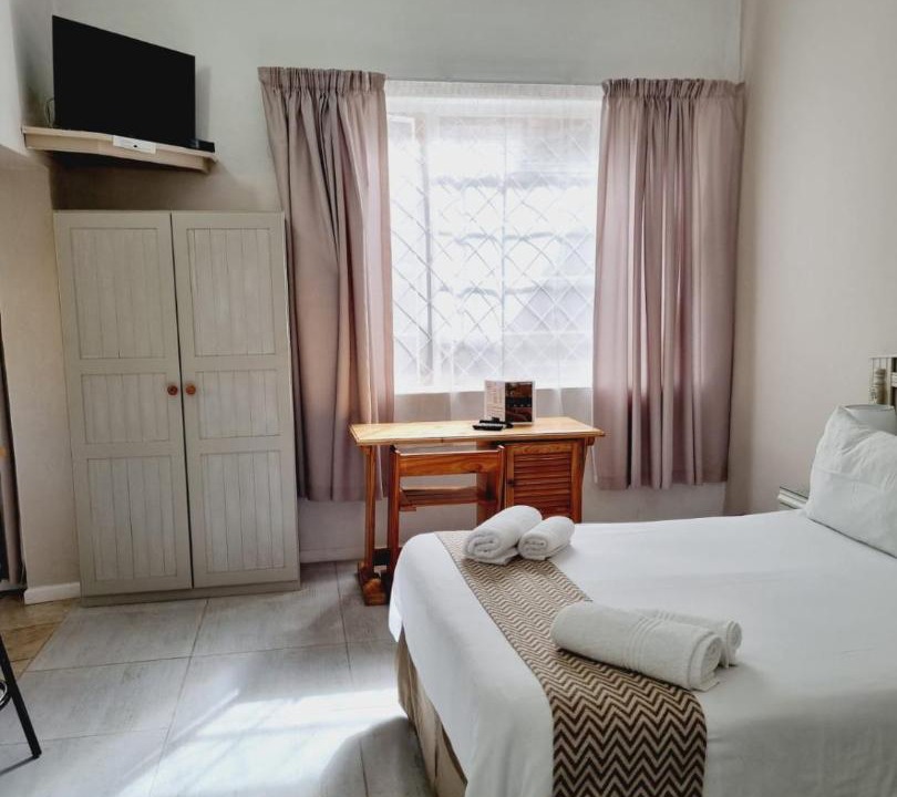 Photo of Bedroom in Graaff-Reinet