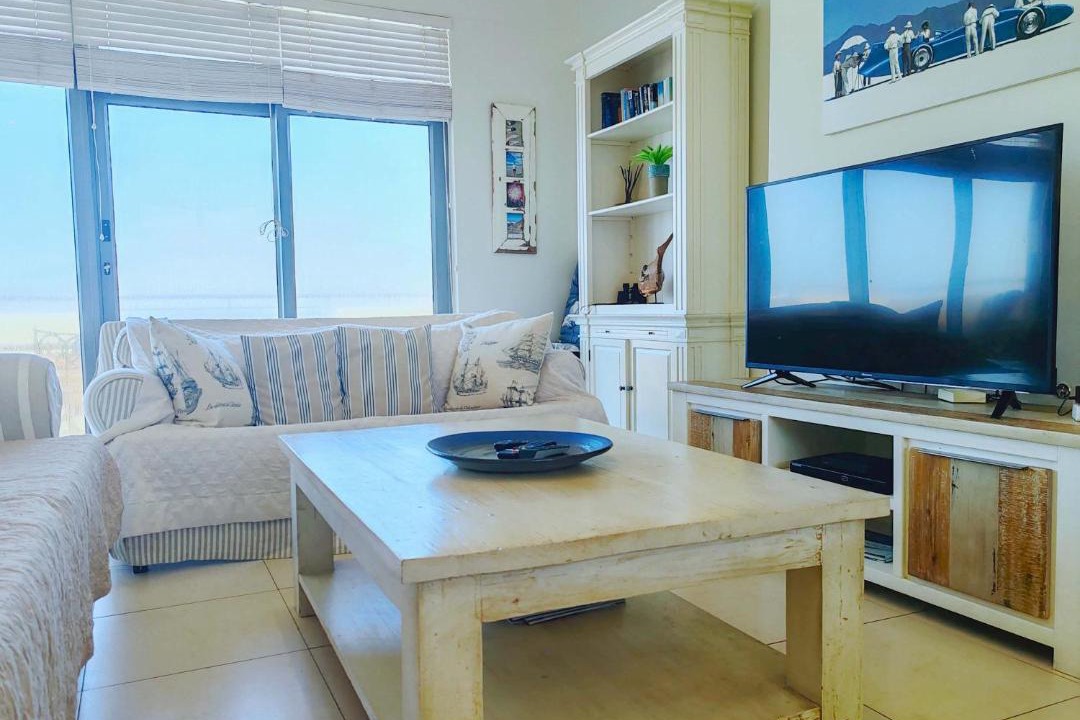 Photo of Livingroom in Muizenberg