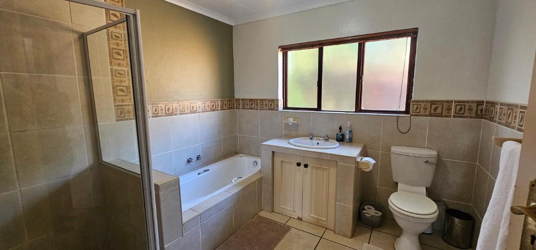 Photo of Bathroom in Ligfontein