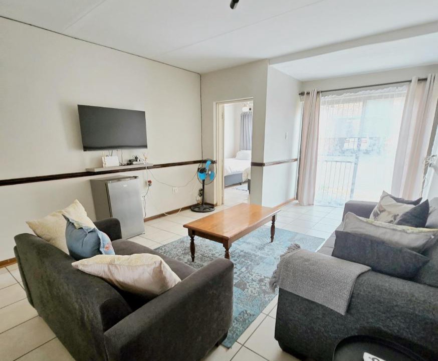 Photo of Livingroom in Langenhoven Park