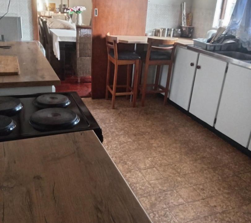 Photo of Kitchen in Gordons Bay Central