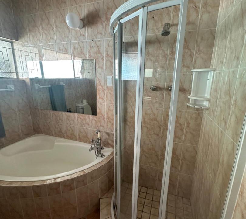 Photo of Bathroom in Parow North