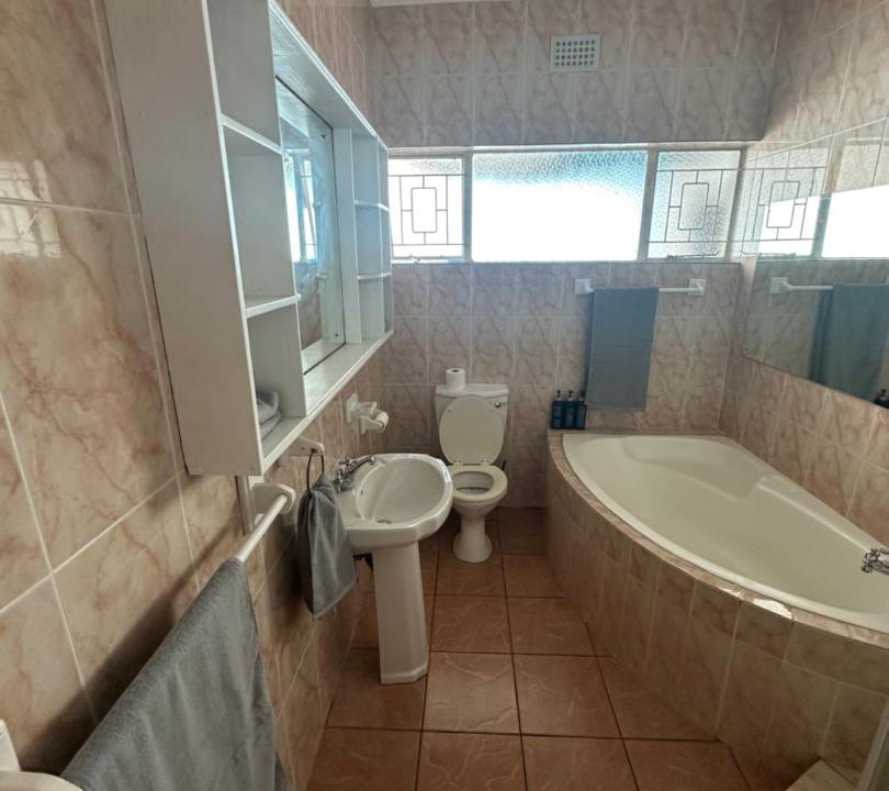 Photo of Bathroom in Parow North