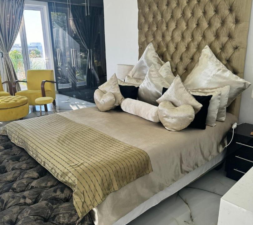 Photo of Bedroom in Humewood