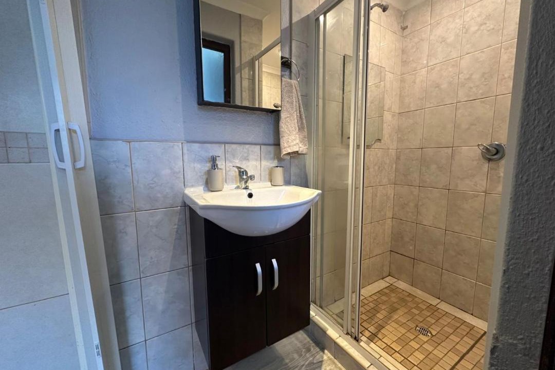 Photo of Bathroom in Parow North