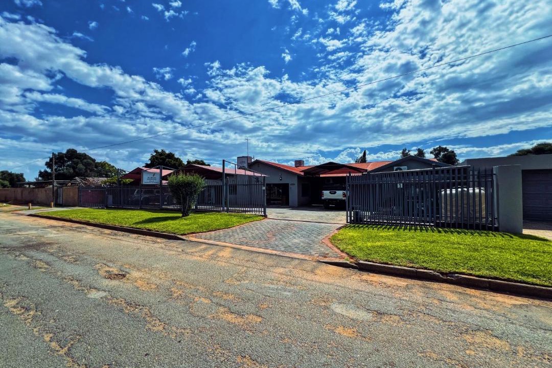 Photo of Buildings in Kimberley