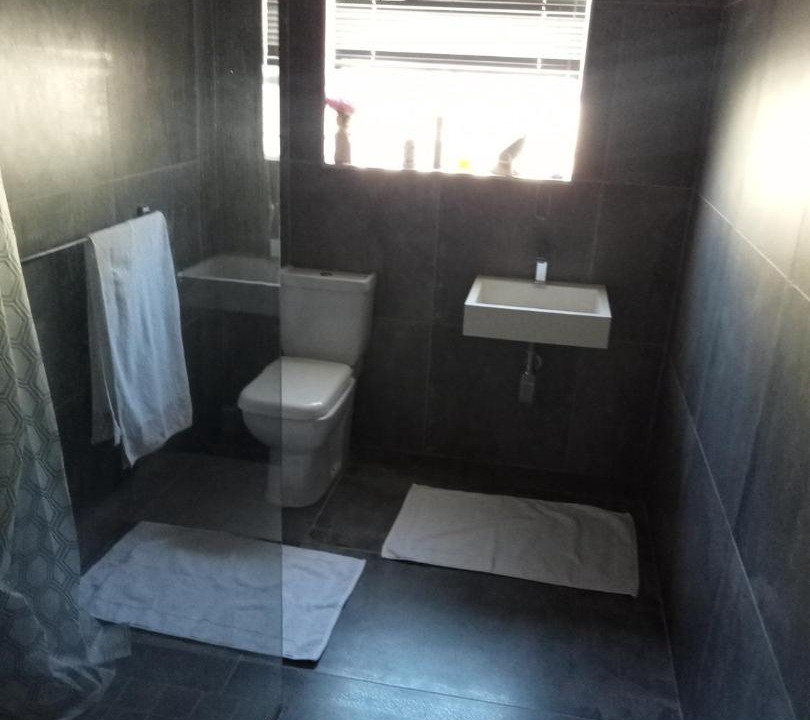 Photo of Bathroom in Despatch