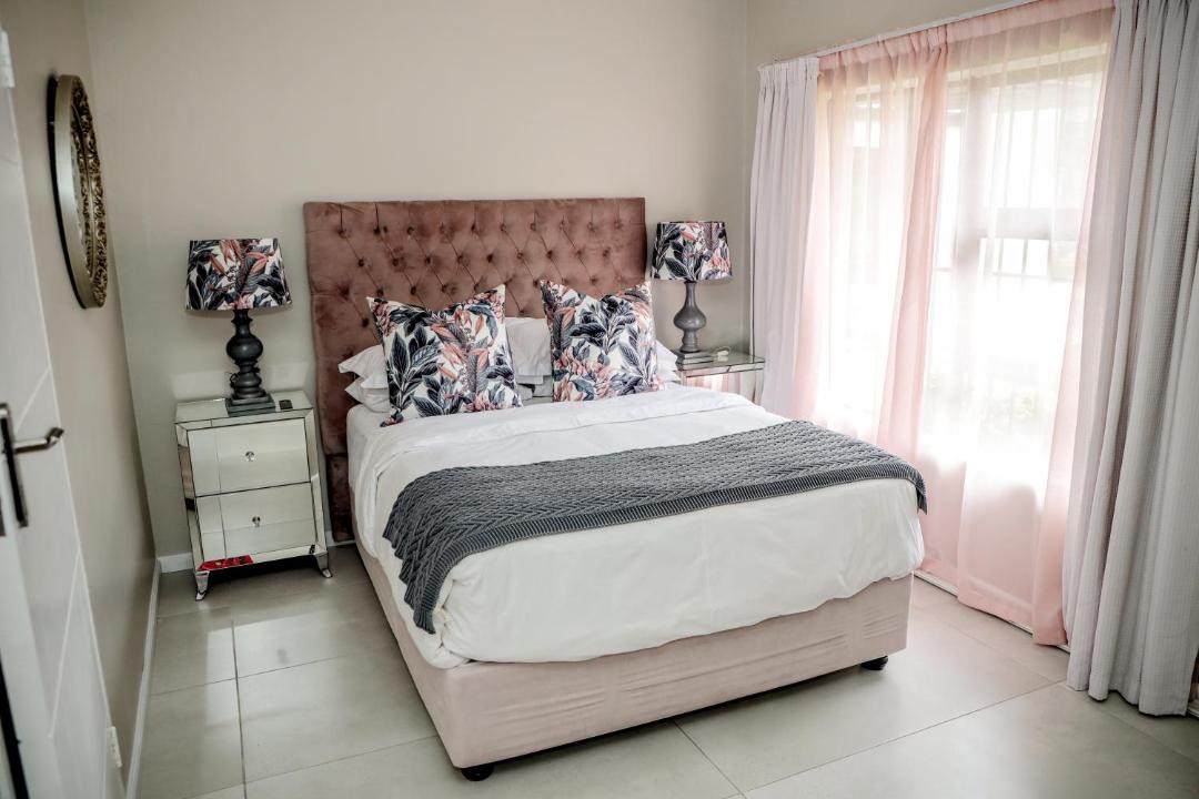 Photo of Bedroom in Garsfontein
