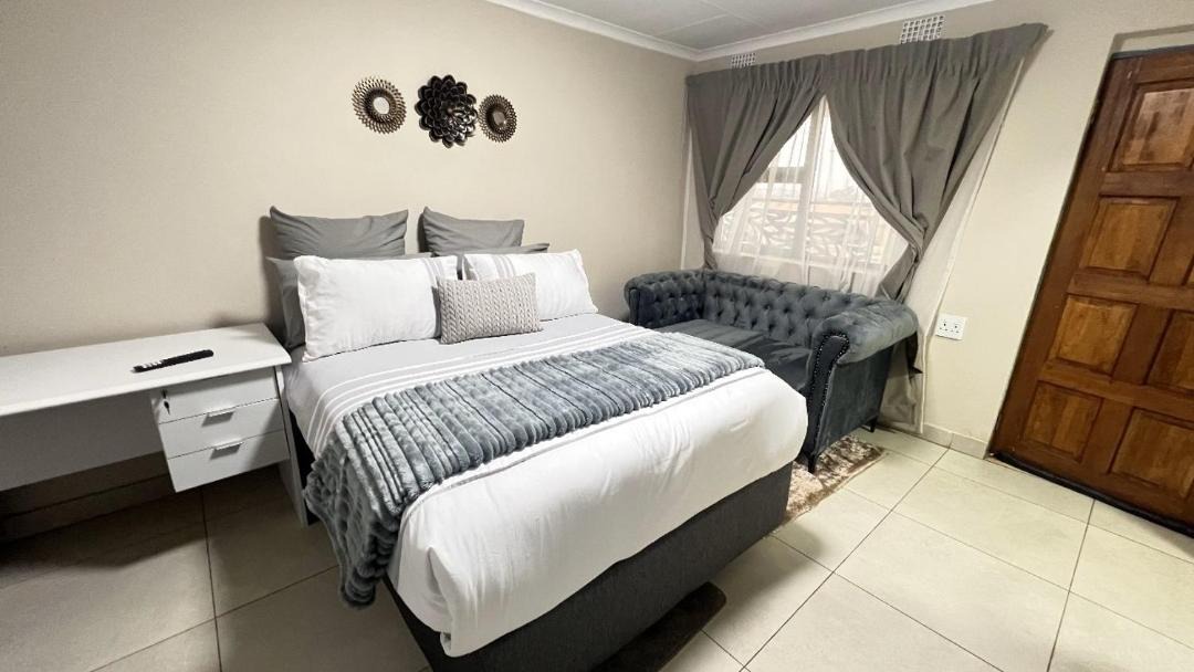 Photo of Bedroom in Vosloorus