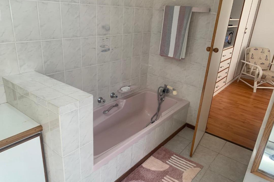 Photo of Bathroom in Hartenbos