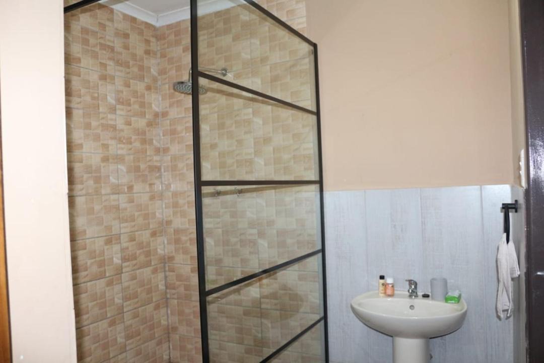 Photo of Bathroom in Moses Kotane