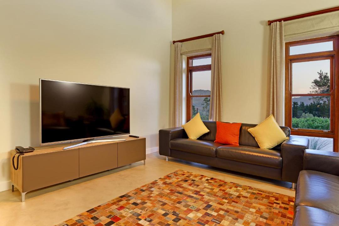 Photo of Livingroom in Helderberg Rural