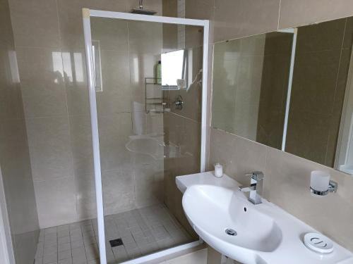 Photo of Bathroom in Rondebosch East