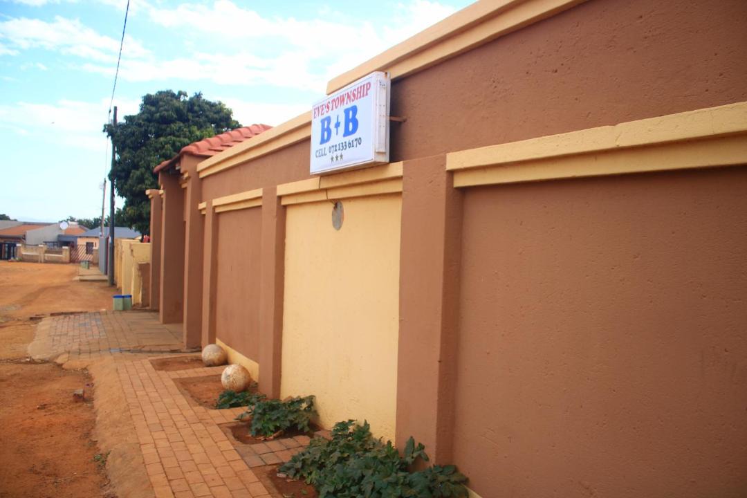 Photo of Buildings in Soshanguve
