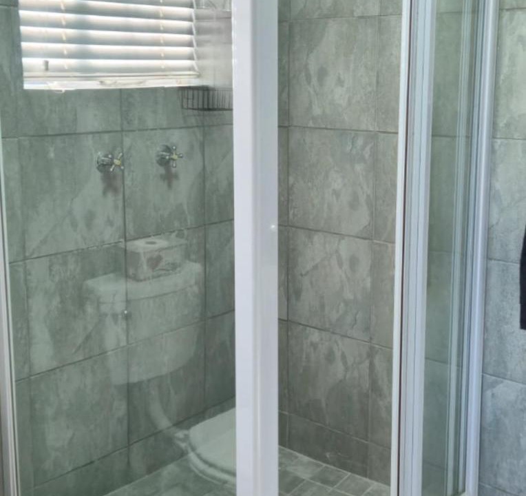 Photo of Bathroom in Beaufort West