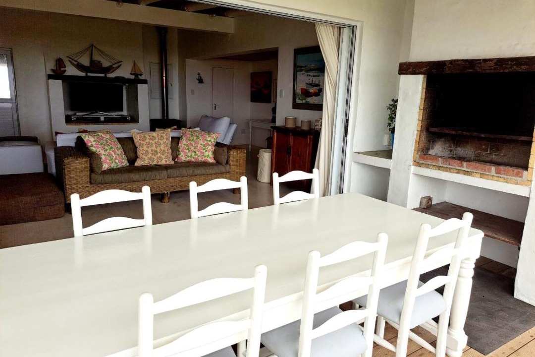 Photo of Others in Paternoster