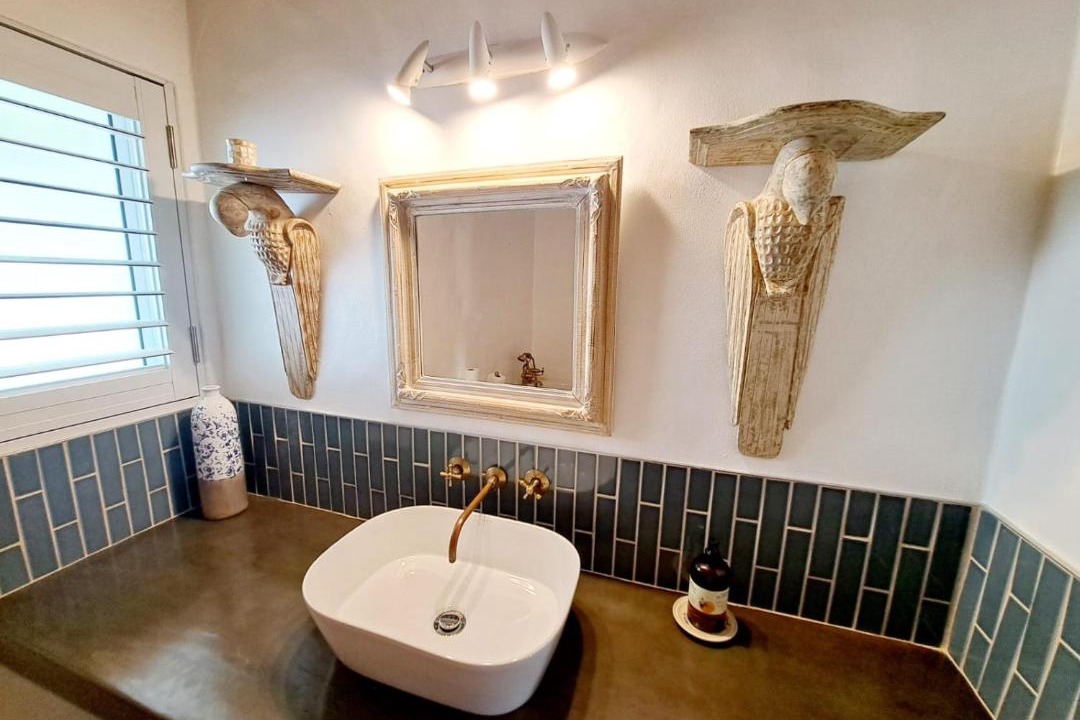 Photo of Bathroom in Paternoster